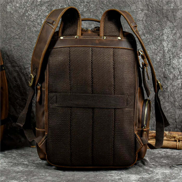 Mochila Executiva em Couro Romenzi Retrô RZ071