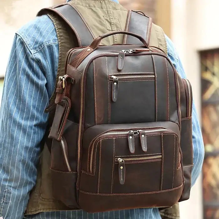 Mochila Executiva em Couro Romenzi Retrô RZ071