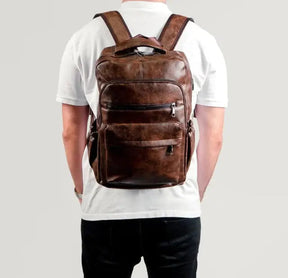 Mochila de Couro Masculina Romenzi RZ072 - Resistente à Água, com USB e Antifurto