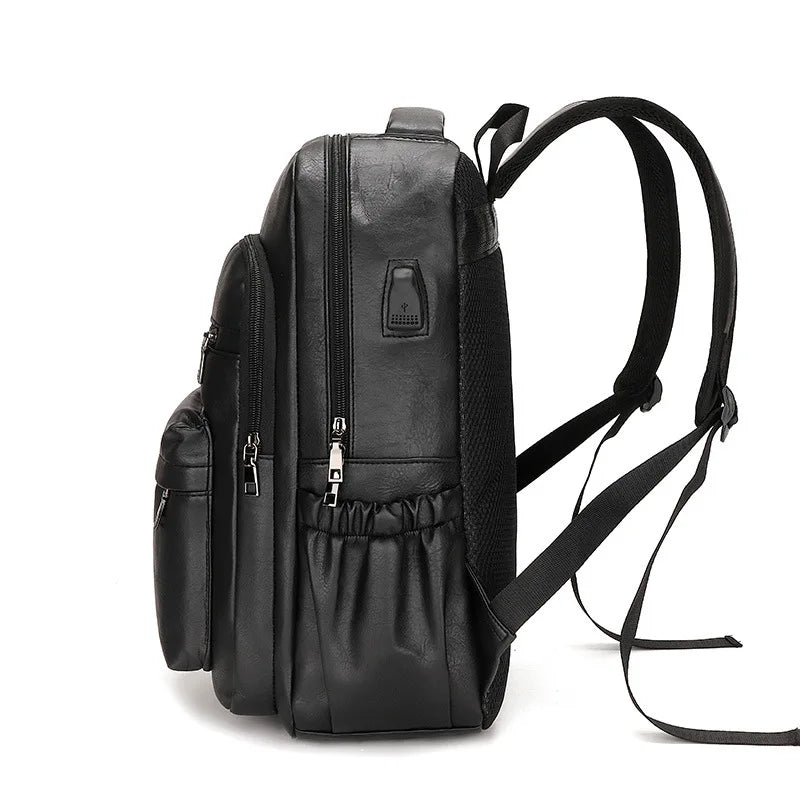 Mochila de Couro Masculina Romenzi RZ072 - Resistente à Água, com USB e Antifurto
