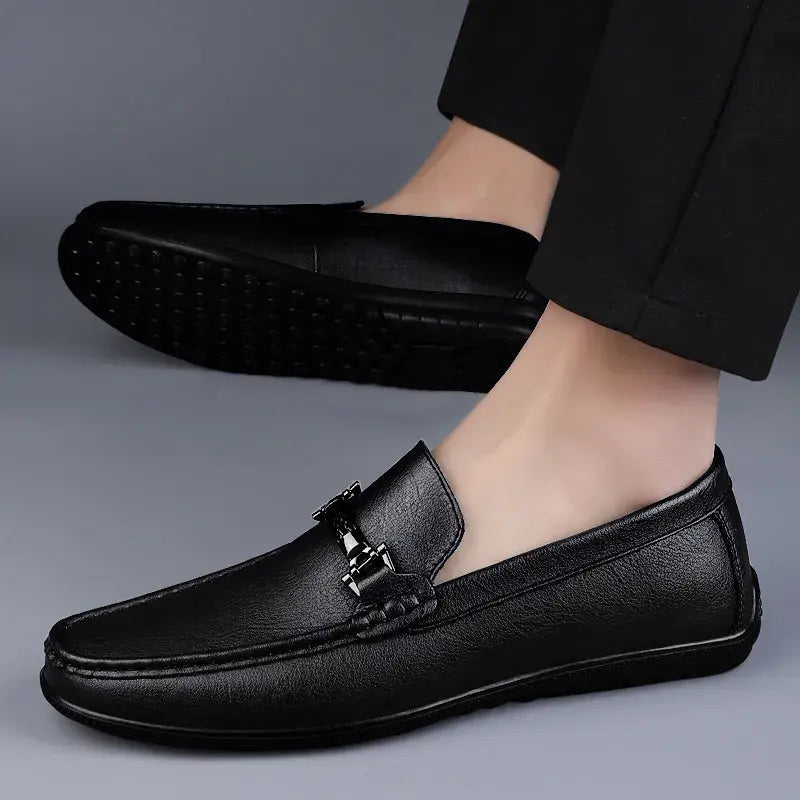 Mocassim Masculino de Couro Romenzi RZ299