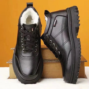 Bota Masculina de Couro Acolchoada