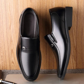 Mocassim Masculino de Couro Romenzi RZ304