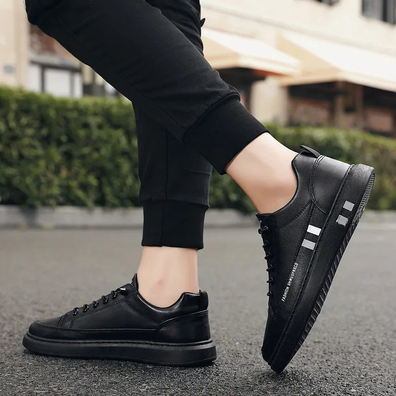 Tênis Masculino de Couro Fashion