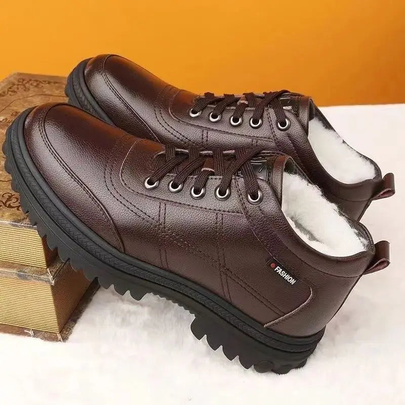 Bota Masculina de Couro Acolchoada