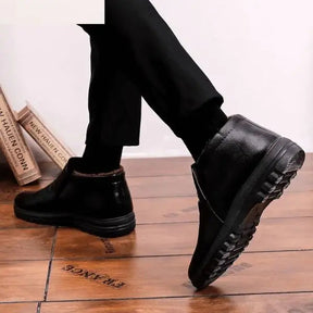 Bota Masculina Aveludada Romenzi RZ297