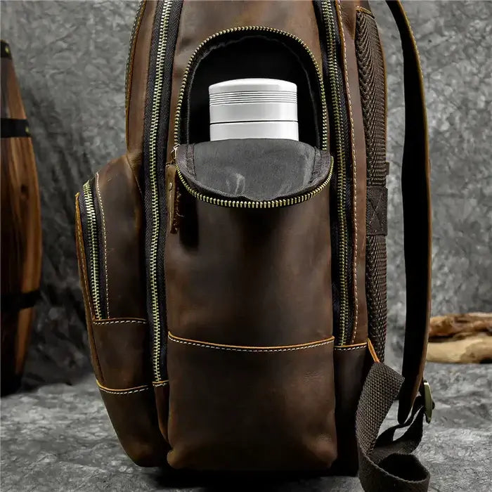 Mochila Executiva em Couro Romenzi Retrô RZ071