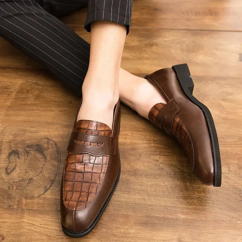 Mocassim Masculino de Couro Romenzi RZ300