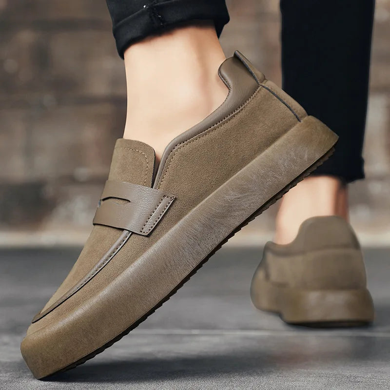 Mocassim Masculino de Camurça Romenzi RZ308
