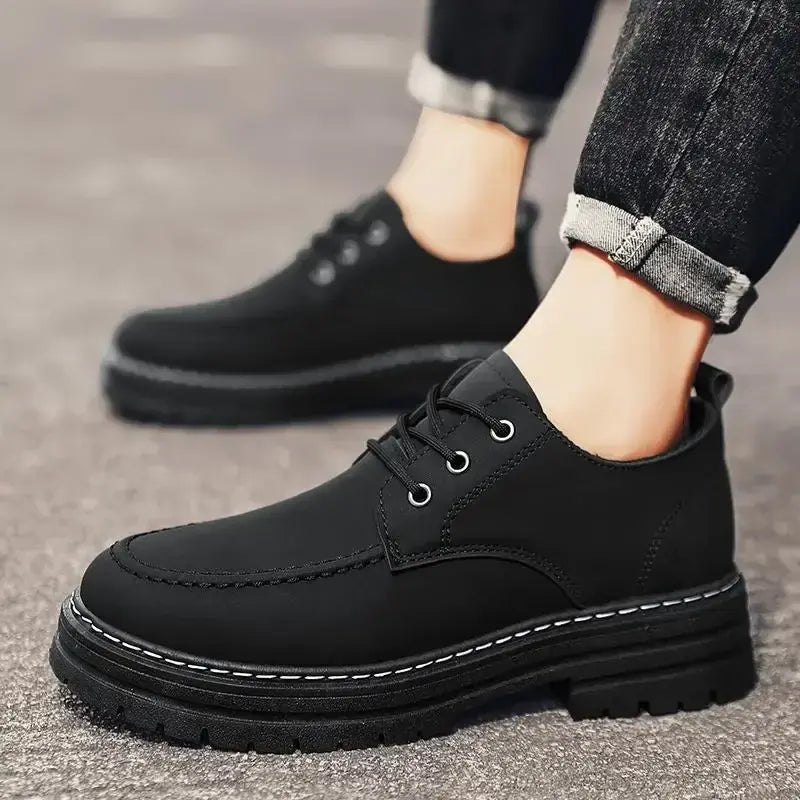 Bota Masculina de Couro Sintético