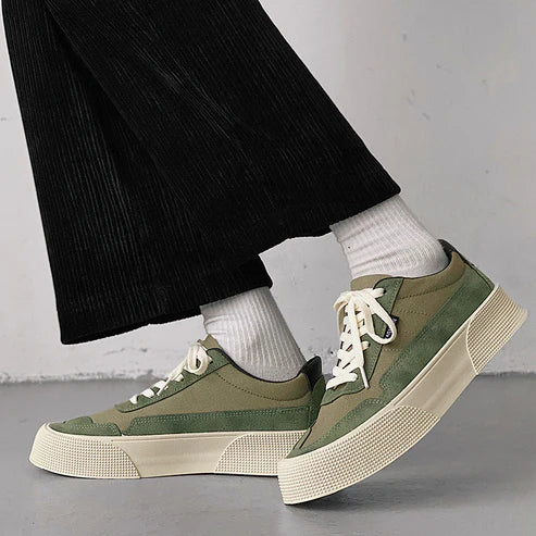 Tênis Masculino em Couro Romenzi RZ390
