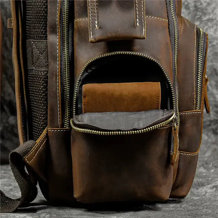 Mochila Executiva em Couro Romenzi Retrô RZ071